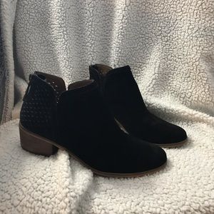 Black Susina Ankle Booties